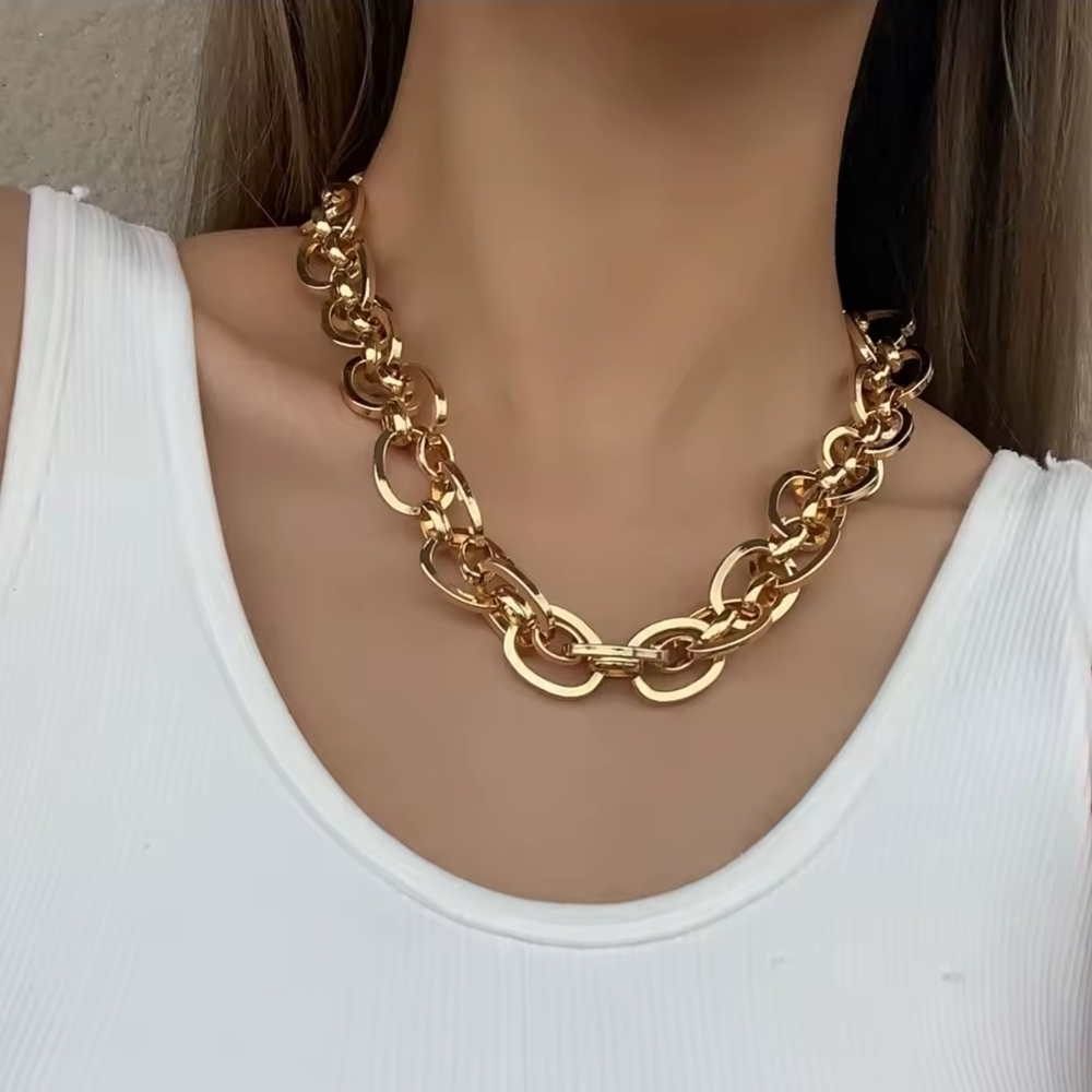 Gold Chunky Link Necklace - Designer Style